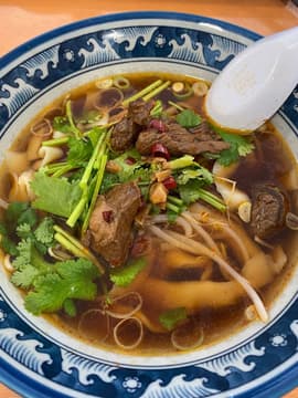 パクチー刀削麺 辛め