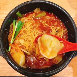 炎の餃子鍋 唐辛子3つ