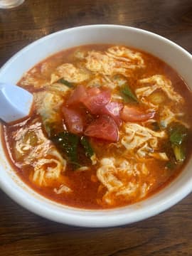 酸辣トマトラーメン