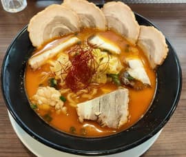 宝介レッドラーメン