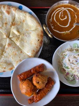 ガーリックチーズナンセット 野菜カレー 激辛