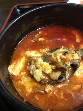 プルコギ・タコ豆腐チゲ定食 唐辛子マーク2つ