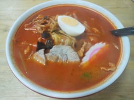 激辛海鮮らーめん