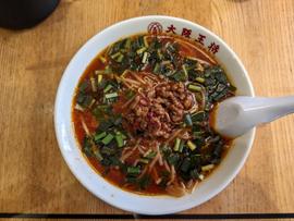 肉盛り台湾ラーメン