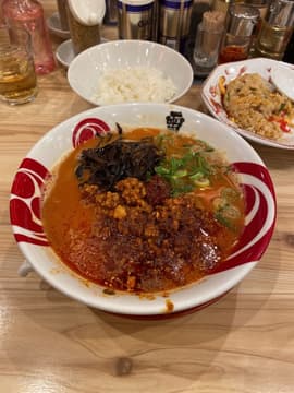 先輩が注文したので覚えてません。