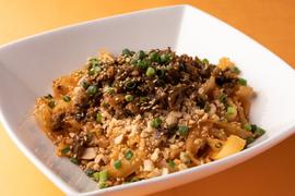 元祖汁無し麻辣刀削麺 地獄辛