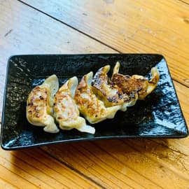 ピリ辛ぎょうざ