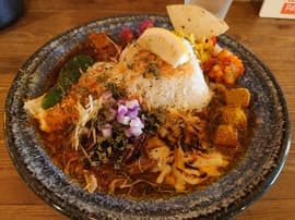 スペシャルチキンプレート かなり辛いのイケるクチ