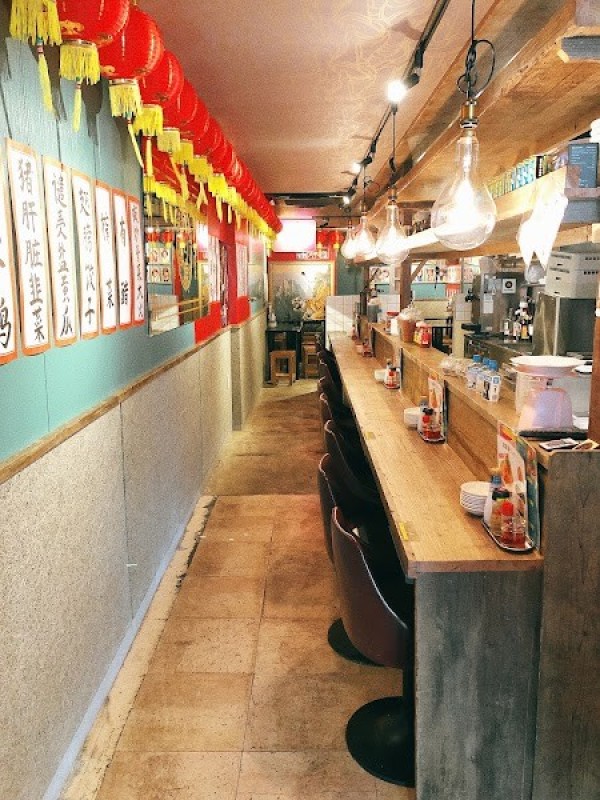 辛麺酒飯 虎to猿