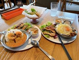 マンゴツリーカフェ 浦和芝原店