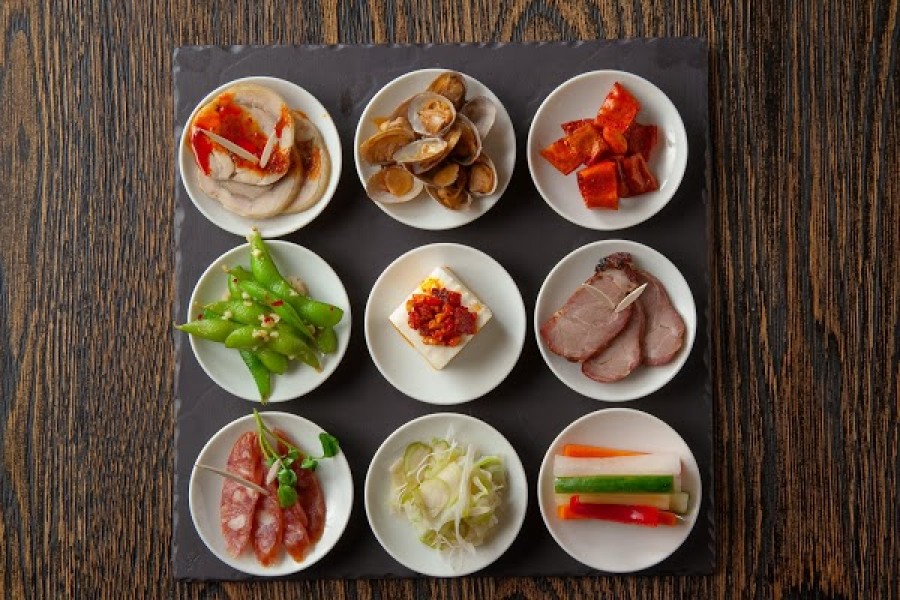 酒肴麺飯 アテニヨル 天神「天神せんべろ」