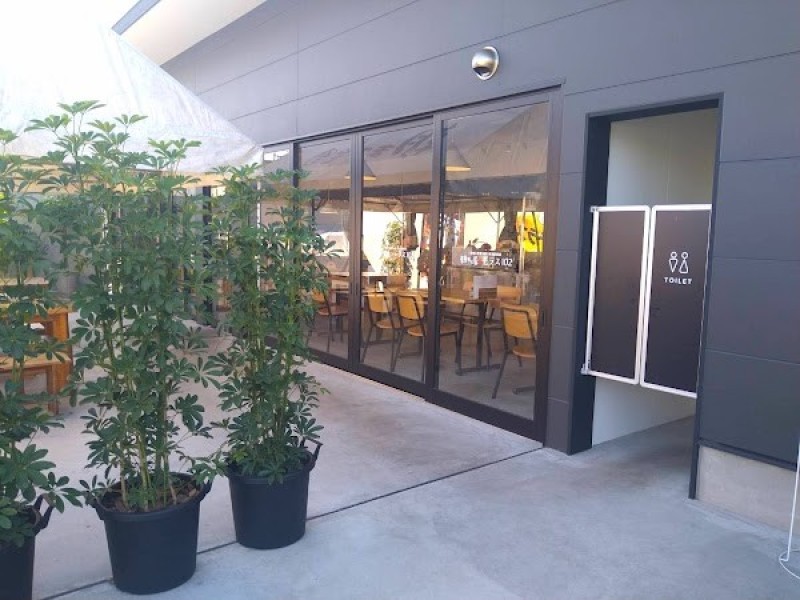 朝まで屋 テラス102