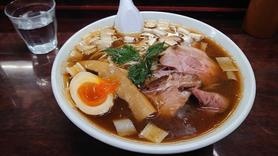 鶏こく中華 すず喜