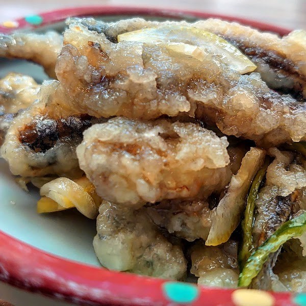 ばくだん屋ekie店