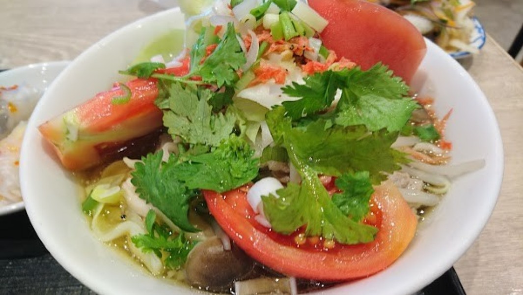 ティーヌン イオンモール幕張新都心店