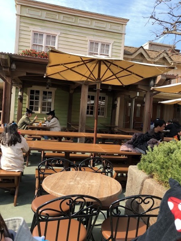 ハングリーベア・レストラン