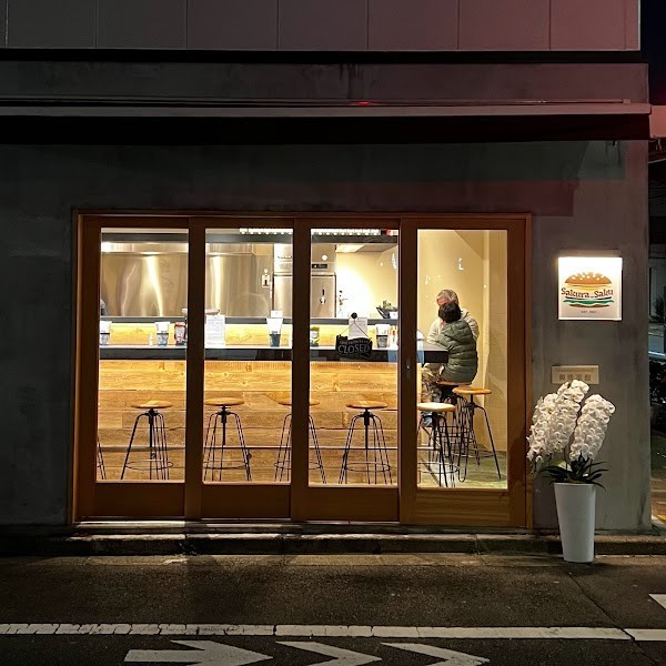 Burgers&Fries Sakura_Saku