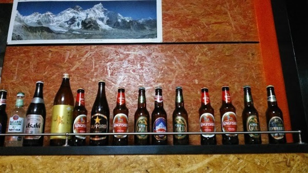 カナ カジャ khana khaza indian restrunt& bar