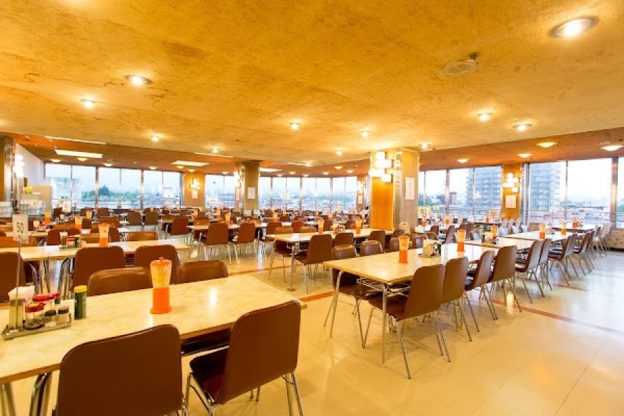 マルカンビル大食堂