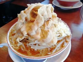 マルトクラーメン フジグラン葛島店