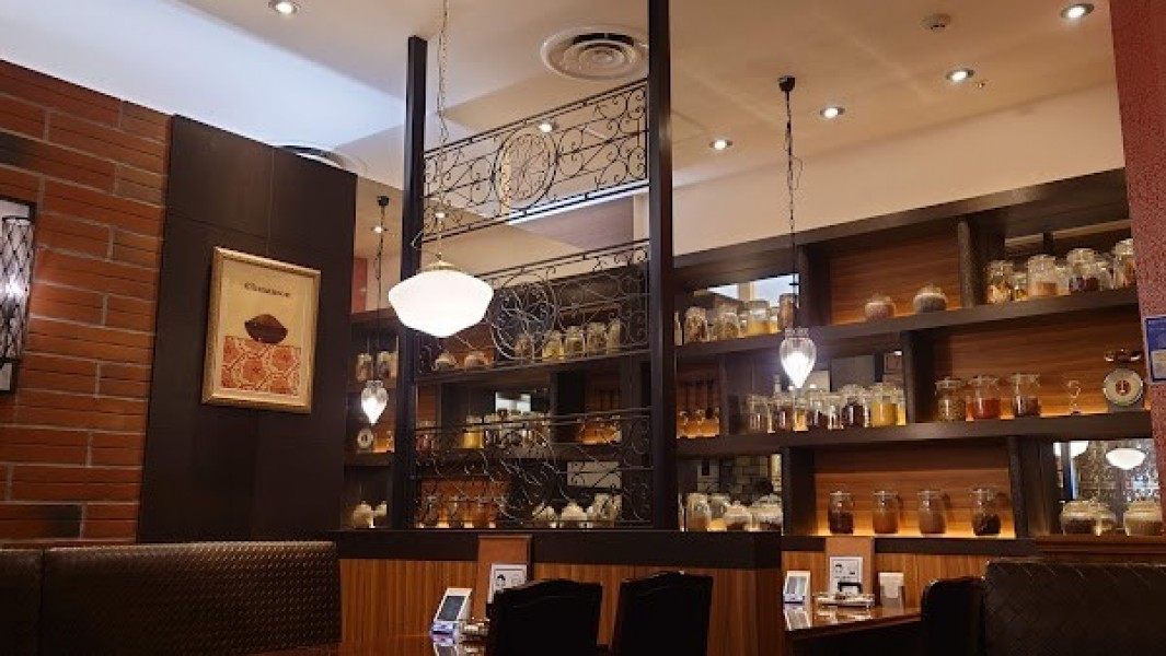 咖喱＆カレーパン 天馬 OPA新百合丘店