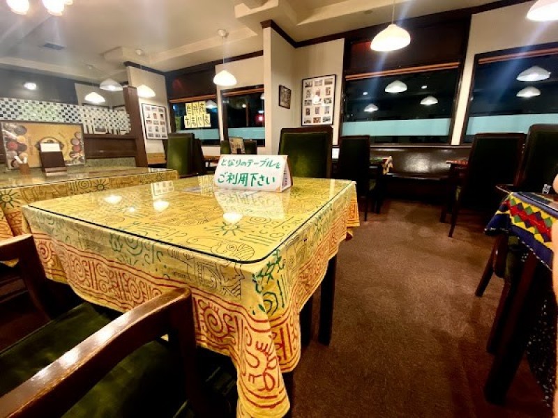 ロイヤル・インドレストラン 八街店