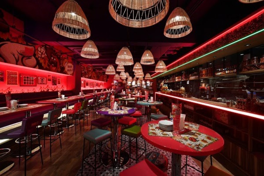 ホットスパイス ムーチョチキン タコスバー hotspice mucho chicken tacos