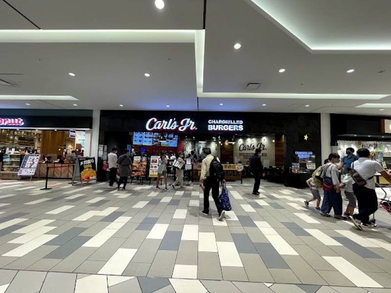 カールスジュニア ららぽーと湘南平塚店