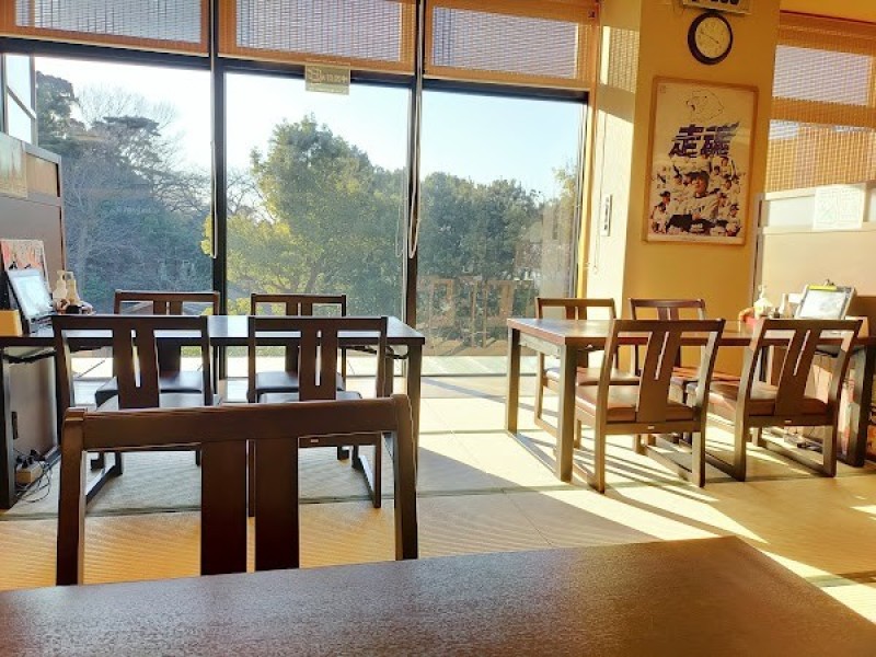お食事処 緑水亭