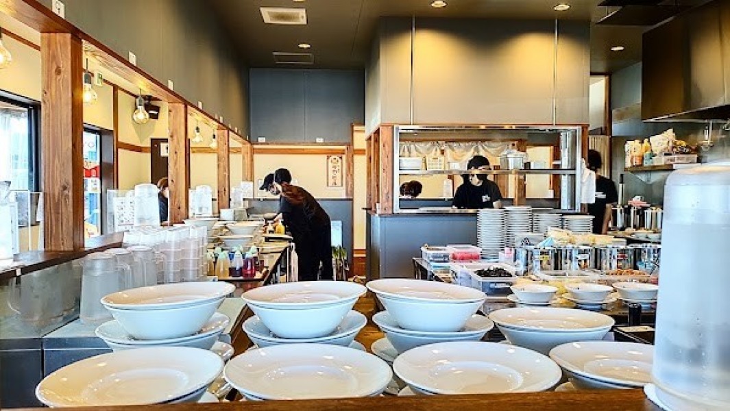 ラーチャン家 新発田店