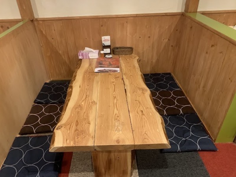 アース 札幌市西岡店