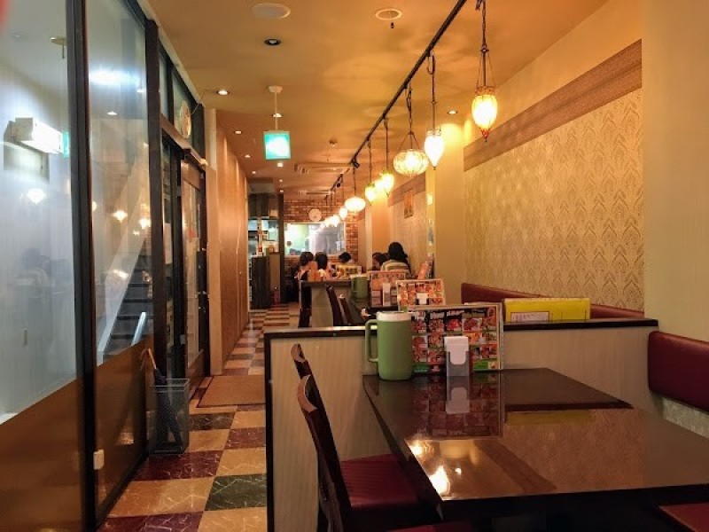 ガネーシュ 本通り店