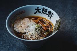 元祖カジュアルラーメンバル大気軒