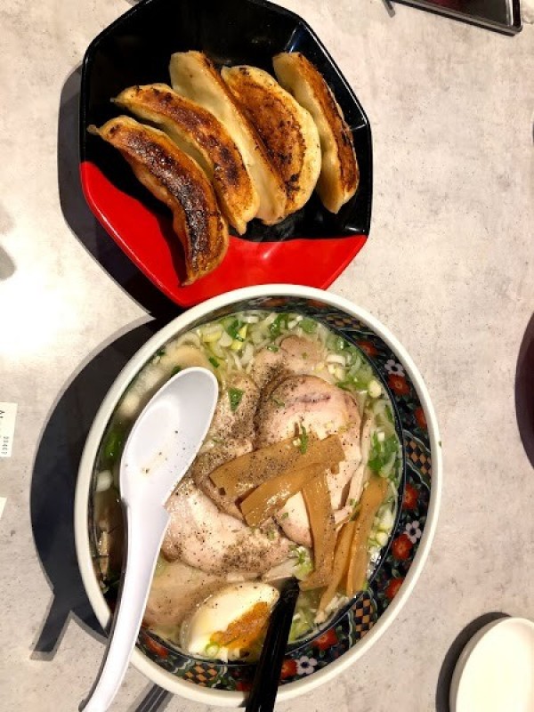 麺厨房あじさい 本店