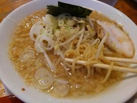 まるきんラーメン 白金店