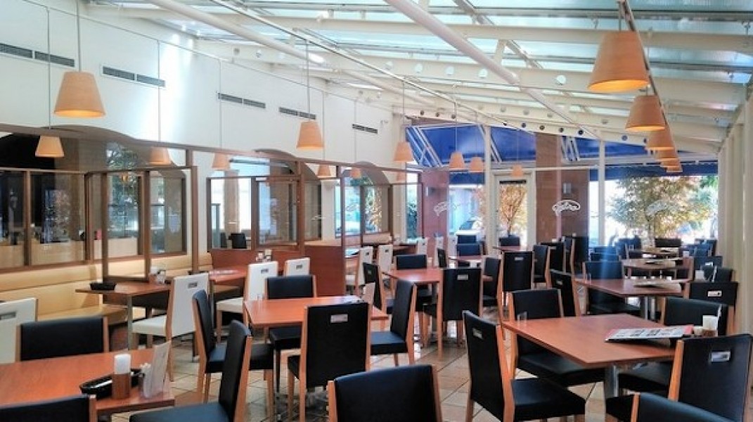 ピエトロバルコーネ国立店