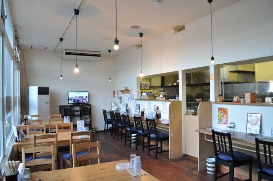 麺屋からなり 西帯広本店