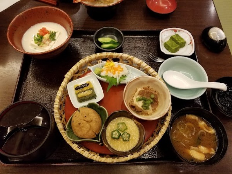東京・湯河原温泉 万葉の湯