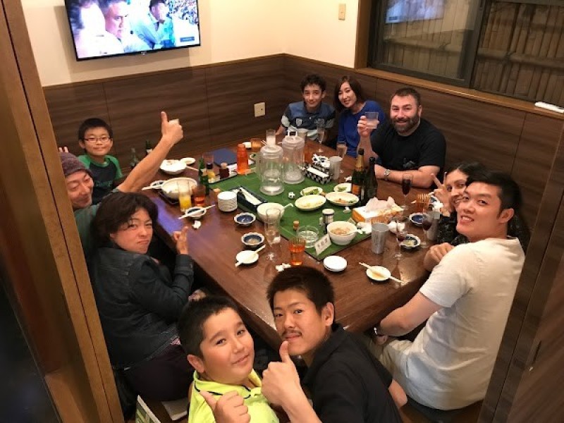 SPORTS DINING REGISTA