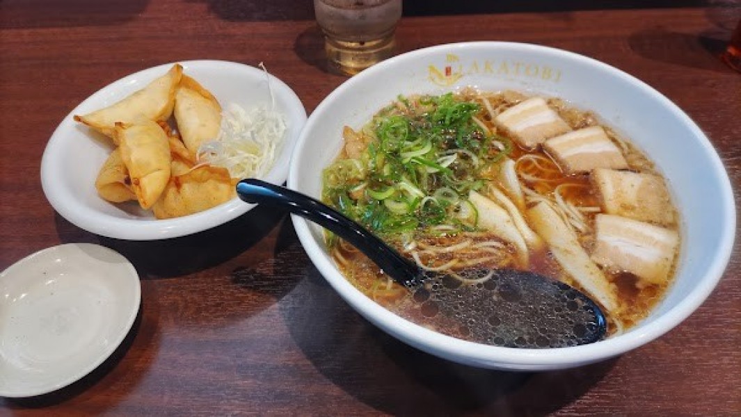 麺屋AKATOBI東尾道店