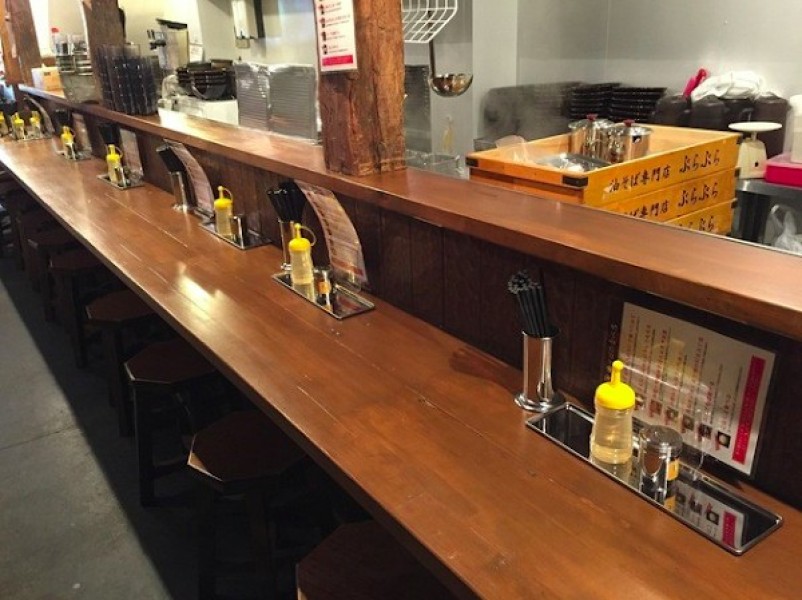 油そば専門店 ぶらぶら 平塚店