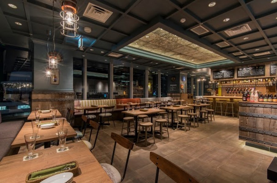 中華点心飲茶クラフトビールタップ 銀座マロニエゲート店