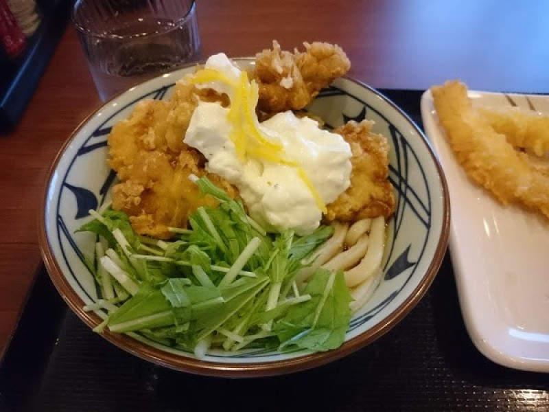 丸亀製麺三郷