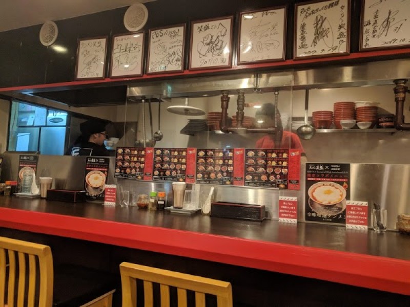 博多辛味噌タンメン 笑盛 天神南店 (えもー)