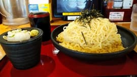 ８番らーめん 若杉店