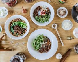 汁なし担担麺 ピリリ