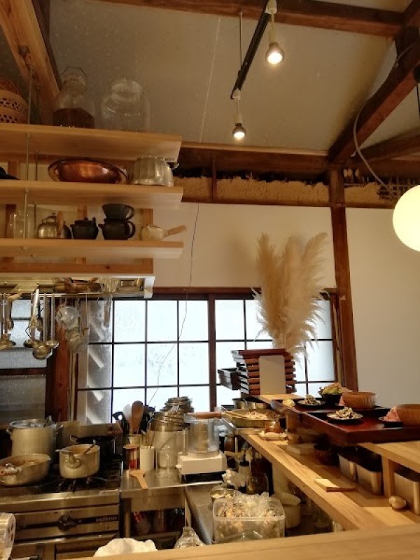 定食•喫茶 栄養-EIYO-