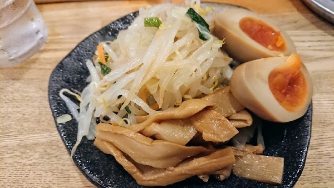 つけ麺屋やすべえ 新宿店