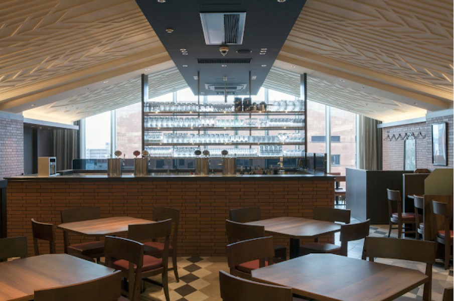 銀座ライオン KITTE博多店