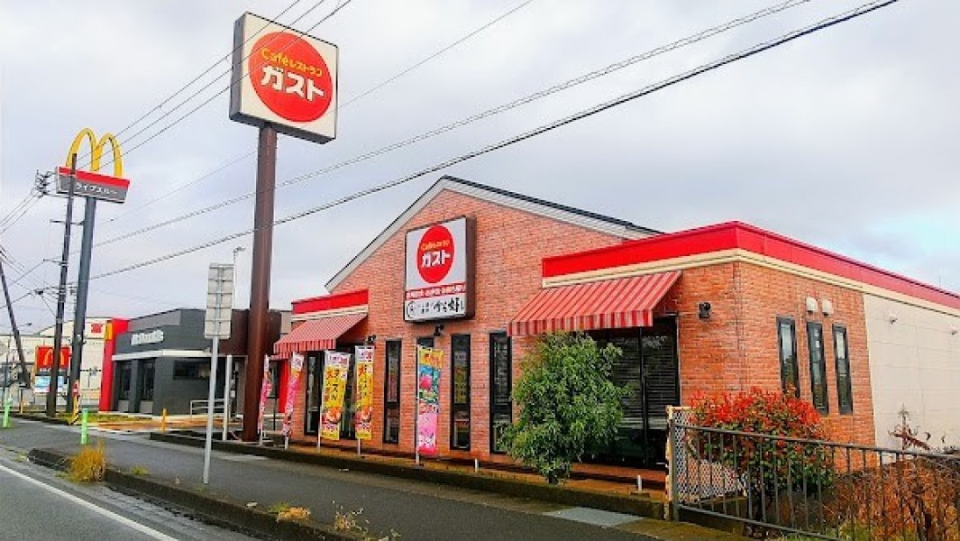 ガスト 沼津椎路店